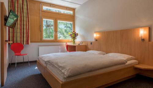 Twin Room with Shower