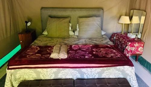 Deluxe Tent