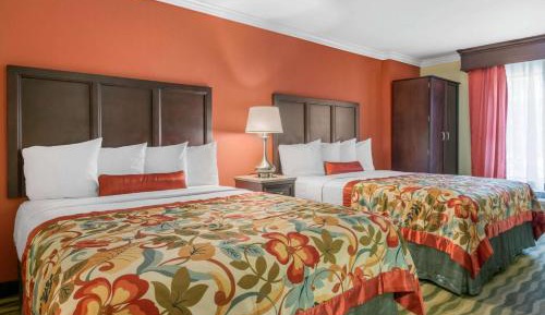 Queen Room with Two Queen Beds