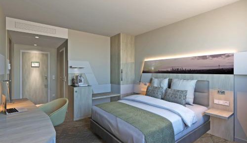 Premium King Room