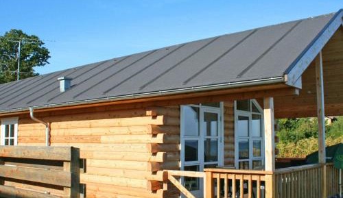 Three-Bedroom Holiday Home 