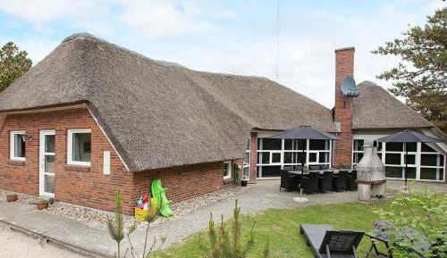 Six-Bedroom Holiday Home