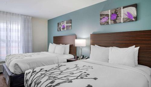 Queen Room with Two Queen Beds - Non-Smoking