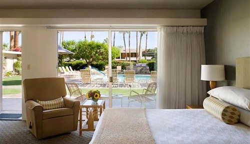 King Suite, One Bedroom, Kitchenette, Patio