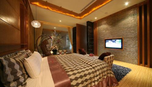 Queen Room with Private Parking and Spa Bath