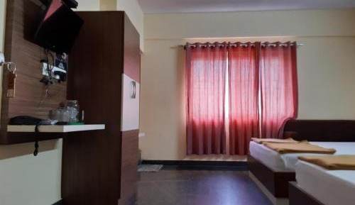 Deluxe Queen Room with Two Queen Beds