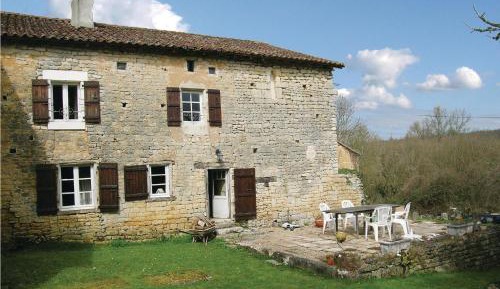 Two-Bedroom Holiday Home