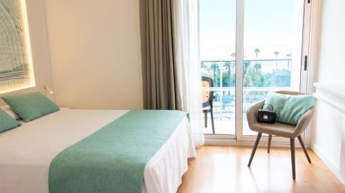 Double Room with Pool View