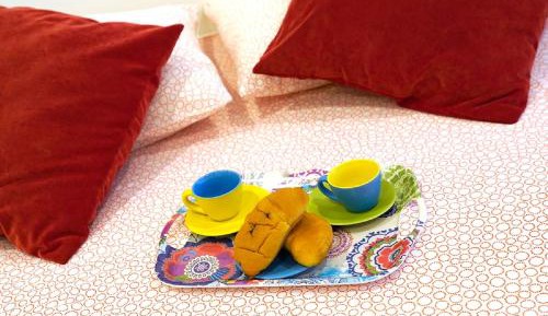 King Studio with Sofa Bed