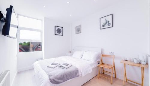 Double Room with Private Bathroom