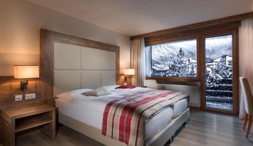 Twin Room with Matterhorn View
