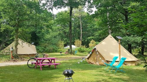 Bell Tent (20 ft)