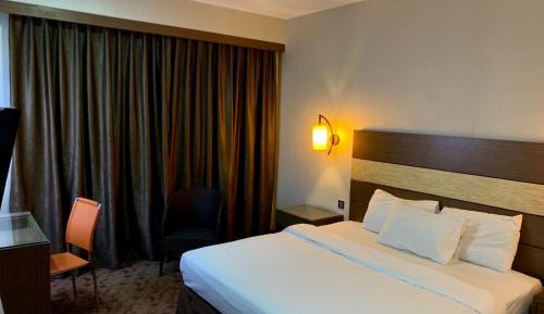 Standard King Room