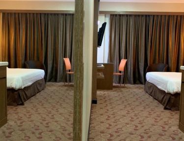 Deluxe King Room