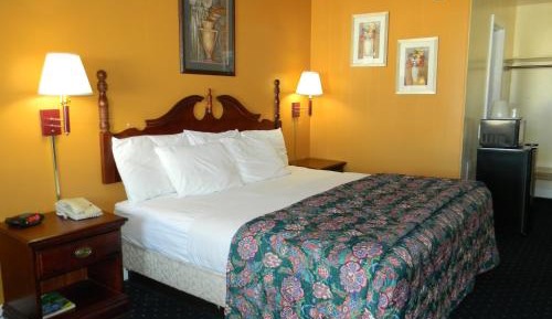 King Room - Non-Smoking