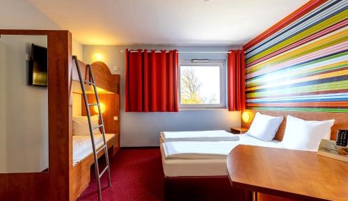 Room #18161808
