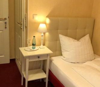 Small Single Room