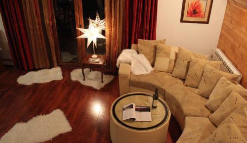 Apartment (6 Adults)