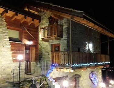 Studio with Balcony