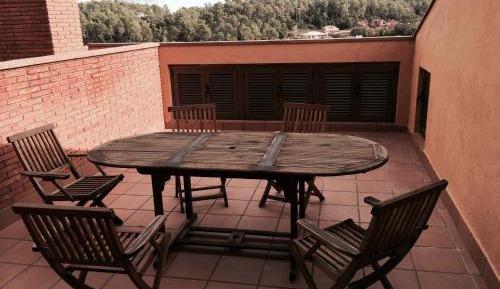 Three-Bedroom Apartment (5 Adults)