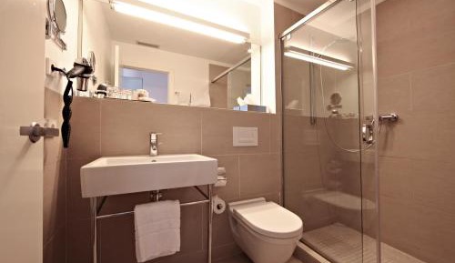 Standard Double Room with Spa Access 