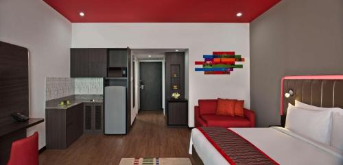 Deluxe Room with Airport/ Railway Station Transfers