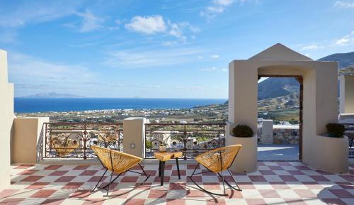 Grand Suite with indoor hot tub (6 adults)