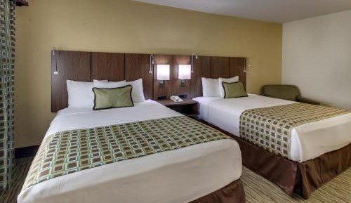 Two Queen Beds - Non-Smoking