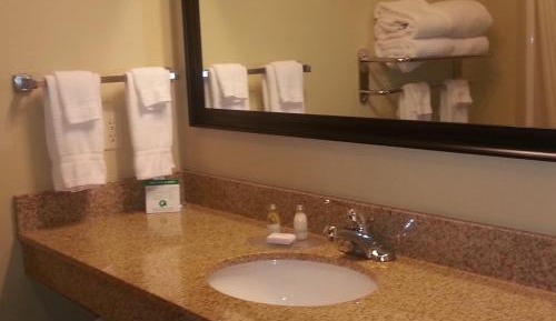 King Room - Non-Smoking