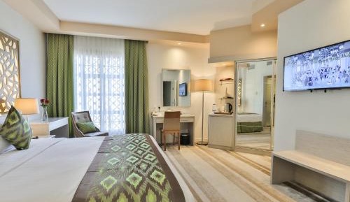 Two Connecting Double Rooms