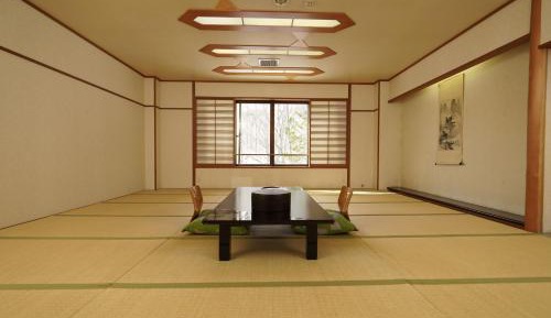 Japanese-Style Room