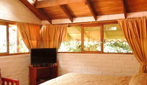 Double or Twin Room with Mountain View