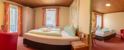 Quadruple Room with Mountain View