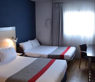 Standard Queen Room with Sofa Bed
