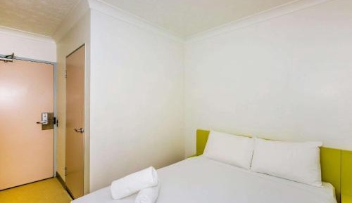 Standard Queen Room