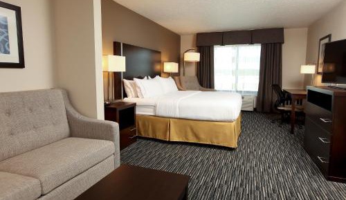 King Suite with Sofa Bed