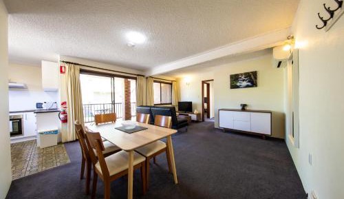 Leski Two-Bedroom Apartment No.5