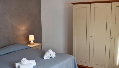  One Bedroom Apartment with Sea View