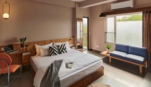 King Room with Balcony