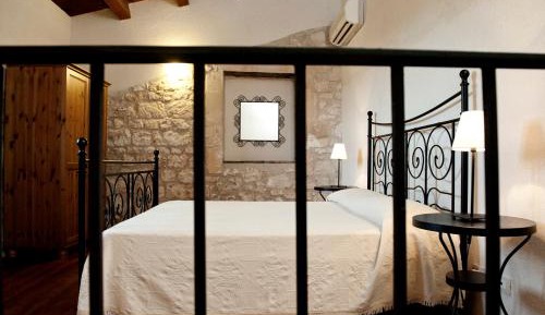 Apartment with Pool View 