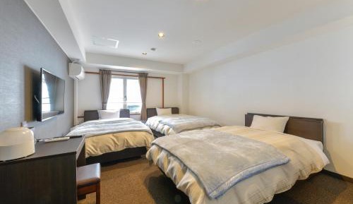 Triple Room with Shared Toilet