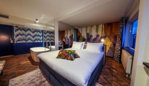 Signature Suite with City Spa Access