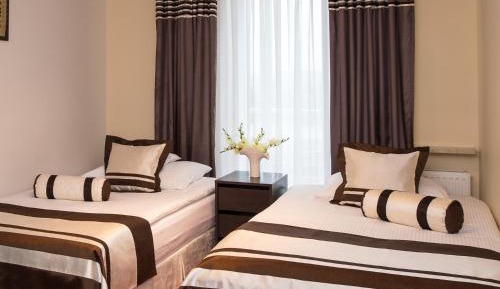 Standard Queen Room with Two Queen Beds