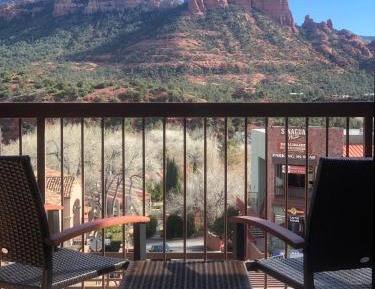 King Patio with Mountain View