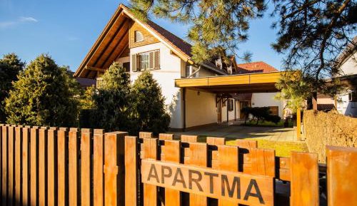 Apartment with Garden View