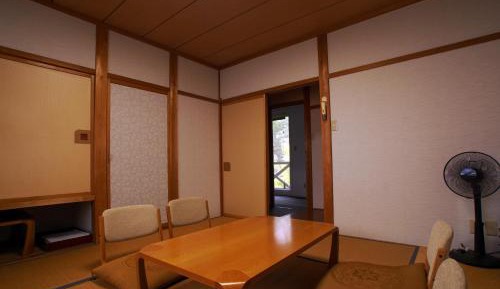 Japanese-Style Twin Room