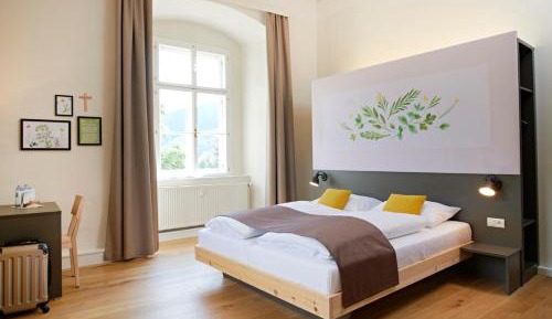  Double Room (Single Use)