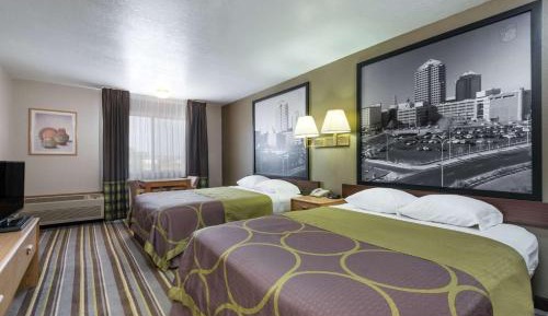 Queen Room with Two Queen Beds - Non-Smoking