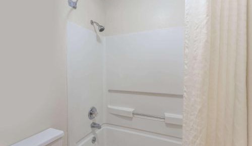 King Room - Non-Smoking