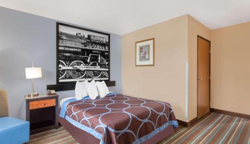 Queen Room - Disability Access